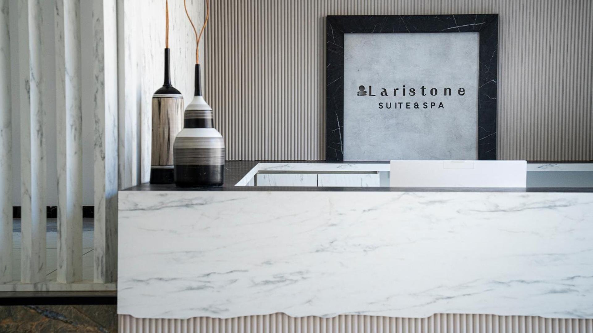 Laristone