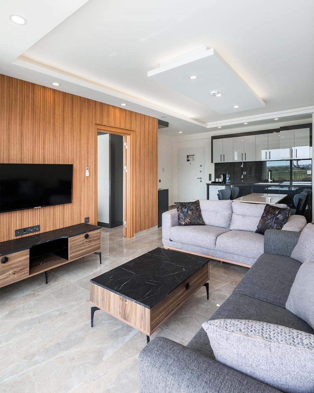 Laristone * Antalya